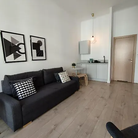 Appartamento Wieniawska 4 *